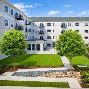 The hendrickson outdoor courtyard & walking paths